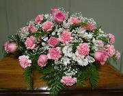 /images/Casket_Spray_05lg.jpg Pink & white casket spray