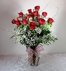 /images/Valentine_roses_j2_590x640lg.jpg Roses jazzed up w/birds & curly willow