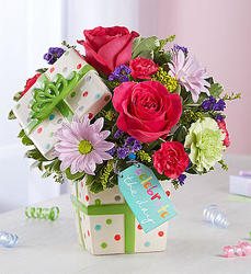 Happy Birthday Present Bouquet blm167008 from Krupp Florist, your local Belleville flower shop