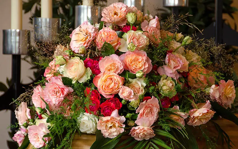 Flowers for Condolences and Sympathy