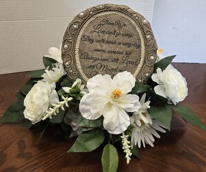SILK SURROUND WHITE HYBISCUS from Krupp Florist, your local Belleville flower shop