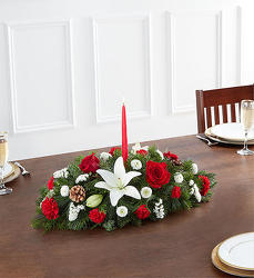 Traditional Christmas Centerpiece blm90669 from Krupp Florist, your local Belleville flower shop