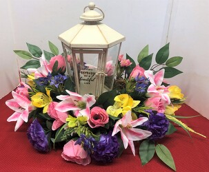 Stylized lantern lantern-2305sty from Krupp Florist, your local Belleville flower shop