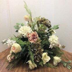 Silk arrangement silk-arrg2113 from Krupp Florist, your local Belleville flower shop