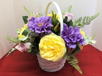 Silk arrangement silk-arrg2212 from Krupp Florist, your local Belleville flower shop